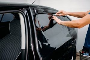 Dán phim cách nhiệt ô tô giúp bảo vệ sức khoẻ