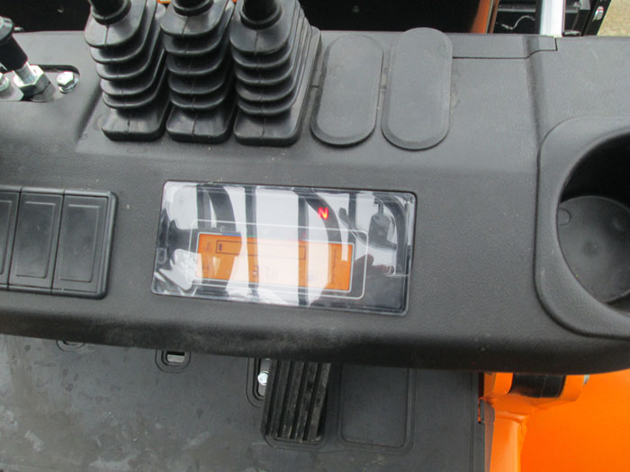 Hangcha nâng cấp xe điều khiển bảng