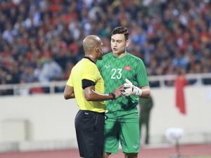 Trọng tài FIFA là gì? Trọng tài FIFA cần những tiêu chuẩn nào? - iBongda.com.vn