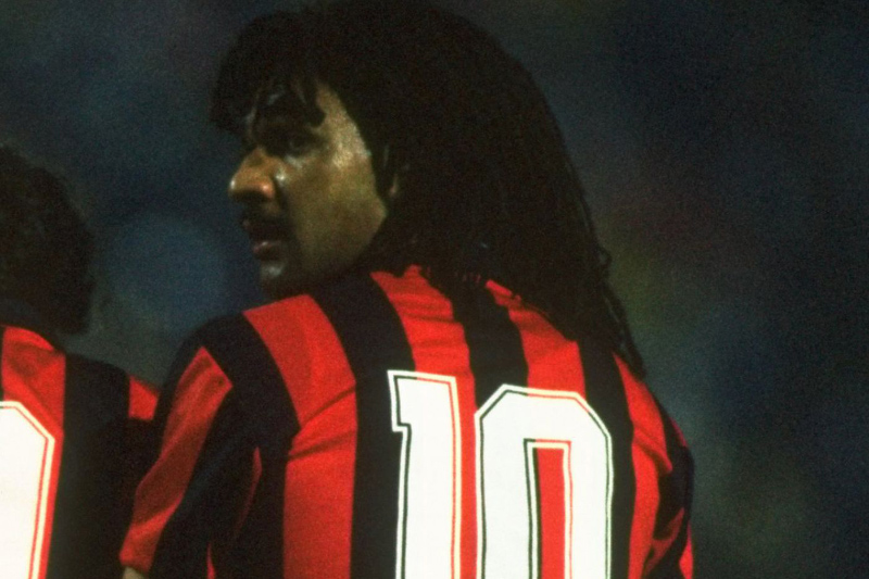 Áo Gullit Ac Milan giá bao nhiêu? [Áo số 4]