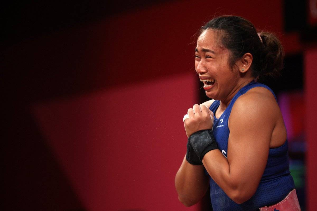Hidilyn Diaz gives the Philippines its first-ever Olympic gold