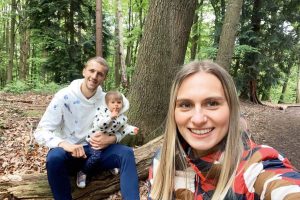 Natalie Dobrovodska là ai? Gặp vợ của Tomas Soucek