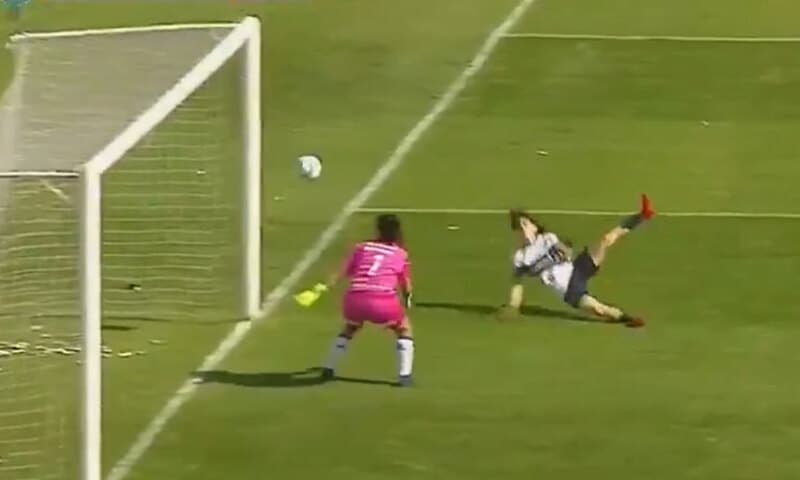 Bàn phản lưới nhà và 9 điều tồi tệ mà cầu thủ phải đối mặt 1 Phản Lưới Nhà Và 9 điều Tồi Tệ Cầu Thủ Phải đối Mặt